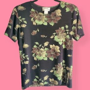 🌹Vintage Textured Floral Top🌹